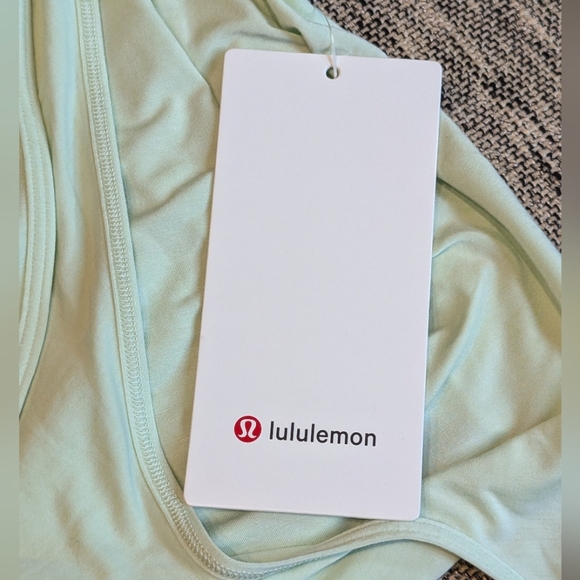 Lululemon NWT Modal-Silk Shoulder Cut-Out Yoga Tank Light Green Sz 14 - Picture 10 of 11